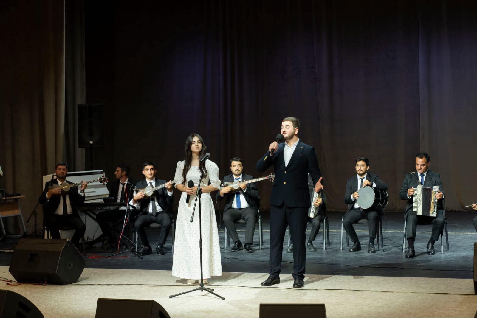 Humanitar Kollecin bədii kollektivi Ağdamda “Musiqimiz – Kimliyimiz” konsert proqramı ilə çıxış edib