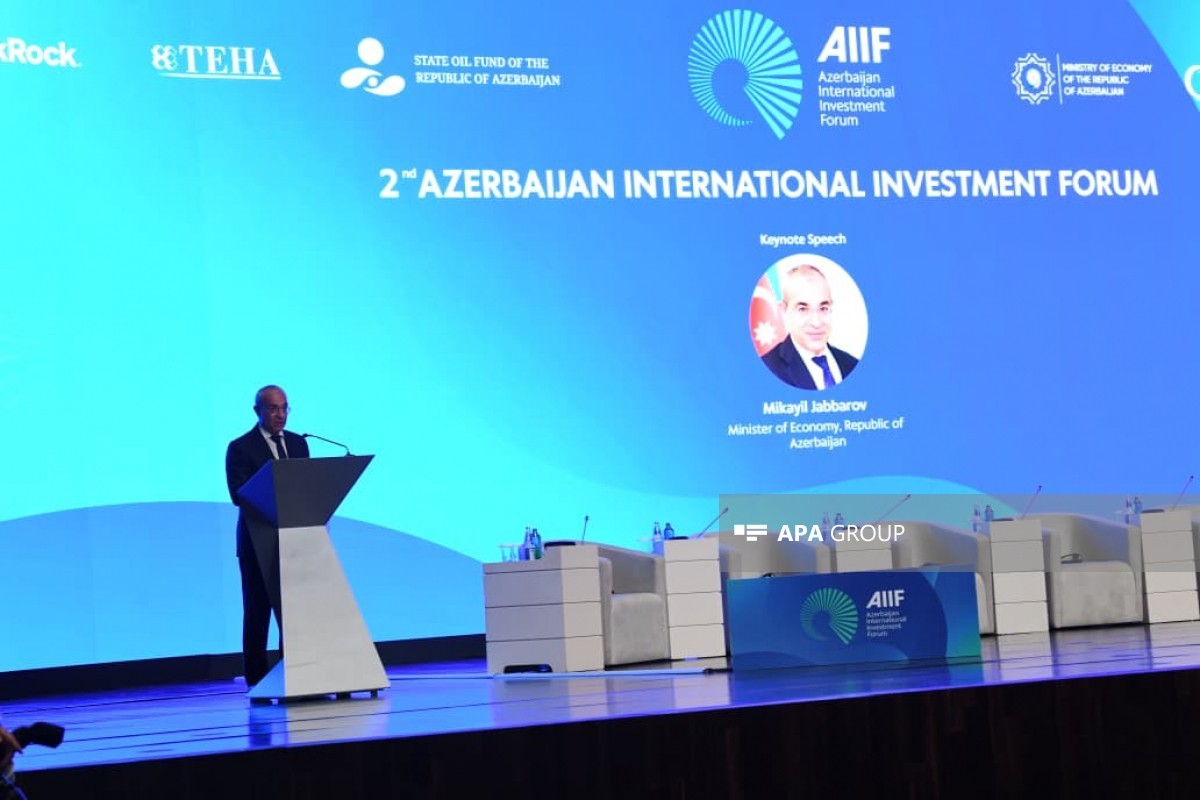 Mikayıl Cabbarov: Xarici şirkətlərin əksəriyyəti mənfəətini yenidən Azərbaycana yatırır