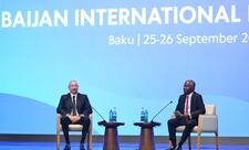 Prezident İlham Əliyev II Azərbaycan Beynəlxalq İnvestisiya Forumu çərçivəsində keçirilən tədbirdə iştirak edib - YENİLƏNİB