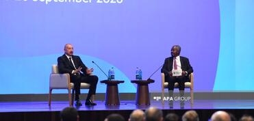 Prezident İlham Əliyev: Azərbaycan xarici dövlət borcunu bir gün ərzində sıfıra endirə bilər