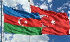 Dağ üzərinə atılan çınqıl daşlar - ŞƏRH