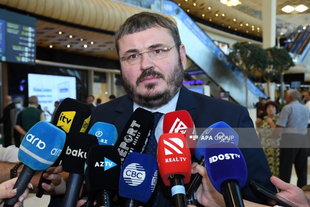 Səfir: Ukraynanın cəbhə xəttindəki bölgələrdən bir qrup uşaq Azərbaycana gətirilib