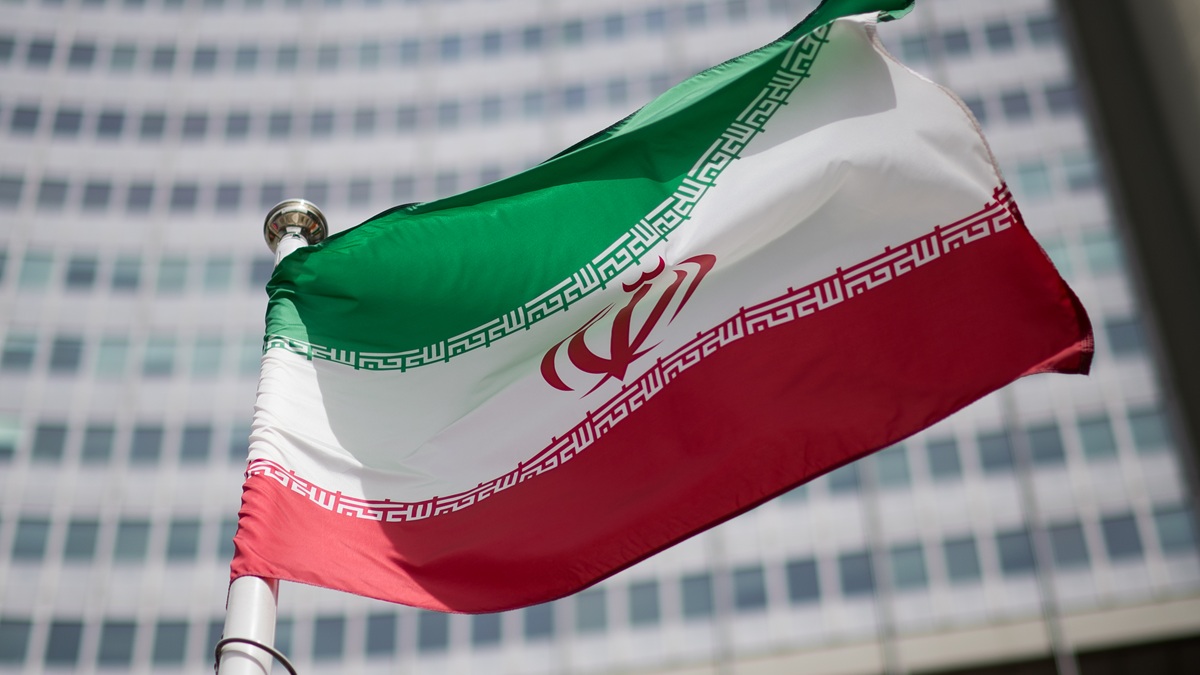 Tehran Nüvə Silahlarının Yayılmaması Haqqında Müqavilədən çıxmağı nəzərdən keçirir