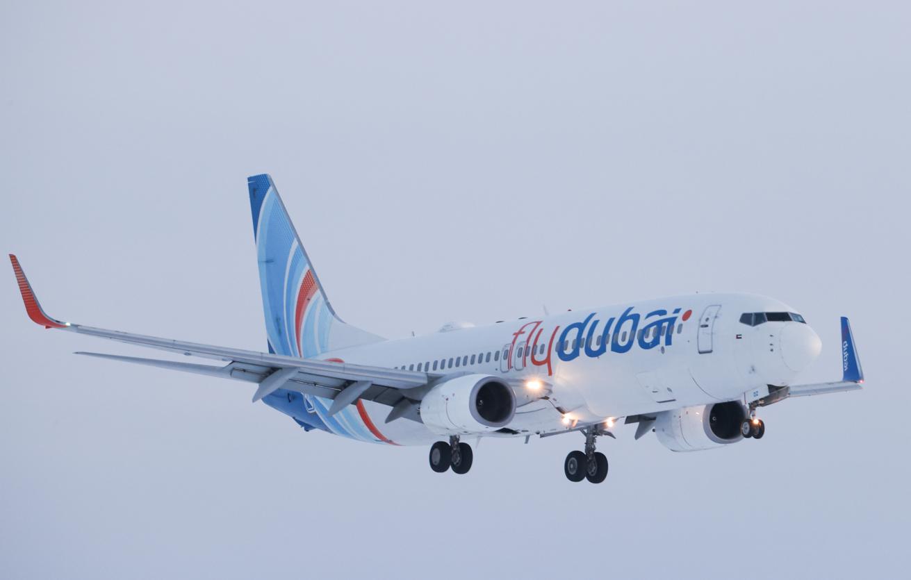 Təcili eniş edən "Flydubai" təyyarəsinin pilotları Oman və BƏƏ vətəndaşlarıdır