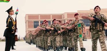 Hər bir rütbə üzrə xidmətdə olmanın son yaş həddi pensiya yaşı kimi müəyyən ediləcək