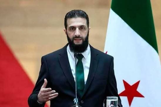 "Əhməd əl-Şəraa Türkiyə, Səudiyyə Ərəbistanı, ABŞ, Avropa və Rusiya arasında maraqları məharətlə tarazlaşdırır"
