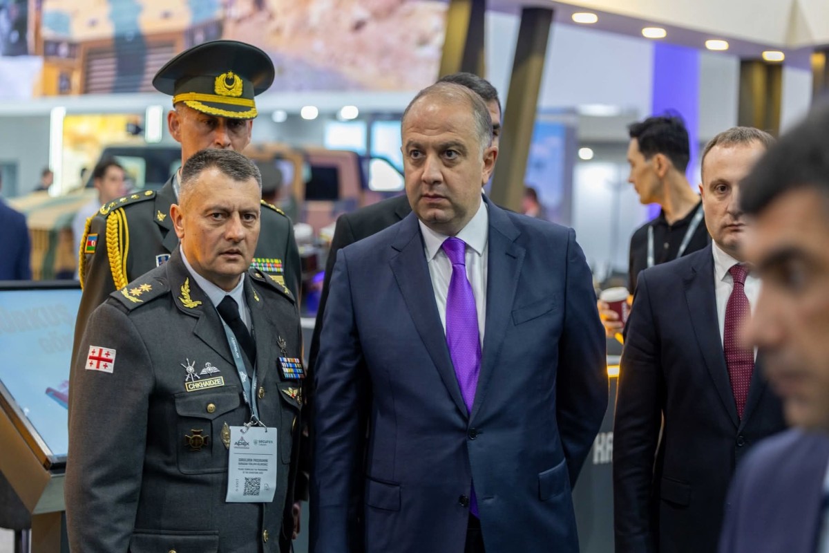 Gürcüstan müdafiə naziri Azərbaycana səfər edib