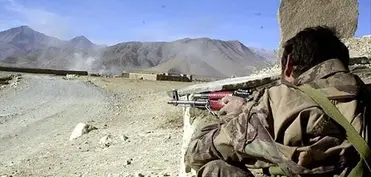 Pakistanda keçirilən əməliyyat zamanı terrorçuların sığınacaqları məhv edilib