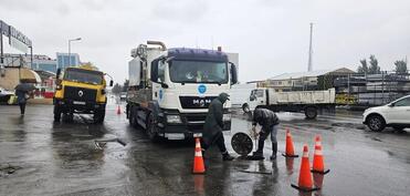 ADSEA intensiv yağışlar zamanı su toplantısının qarşısını almaq üçün tədbirlər görür - FOTO