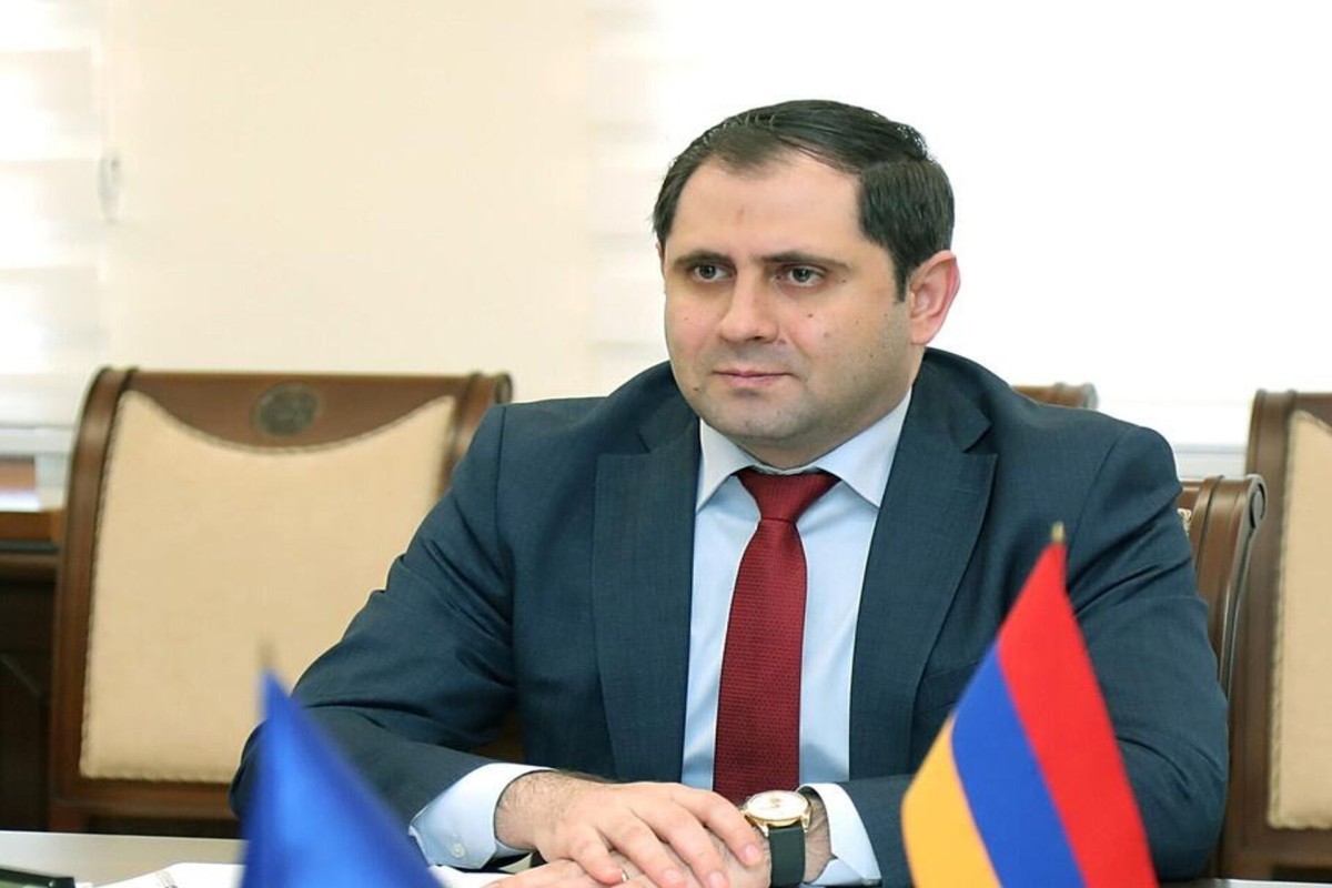 Ermənistanın müdafiə naziri: Sərhədi keçən Azərbaycan hərbçisi diversant deyil, heç bir müqavimət göstərməyib