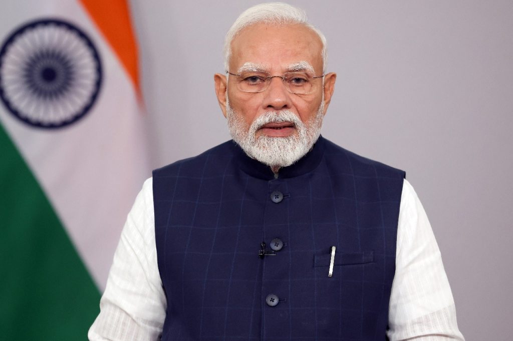 Modi hökumət rəhbərliyindəki 25 illik yubileyini qeyd edib