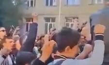 Valideyn və şagirdlərdən məktəblərə hücum  - VİDEO