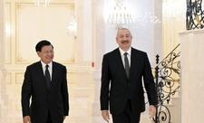 Prezident İlham Əliyevin adından Laos Prezidentinin şərəfinə rəsmi nahar verilib