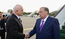 Emoməli Rəhmon Azərbaycana səfərə gəlib