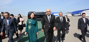 Vyetnamın Vitse-prezidenti Azərbaycana səfərə gəlib