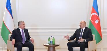 Prezident İlham Əliyev Özbəkistan Prezidenti ilə görüşüb -YENİLƏNİB