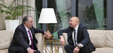 Prezident İlham Əliyev Tacikistan Prezidenti ilə görüşüb