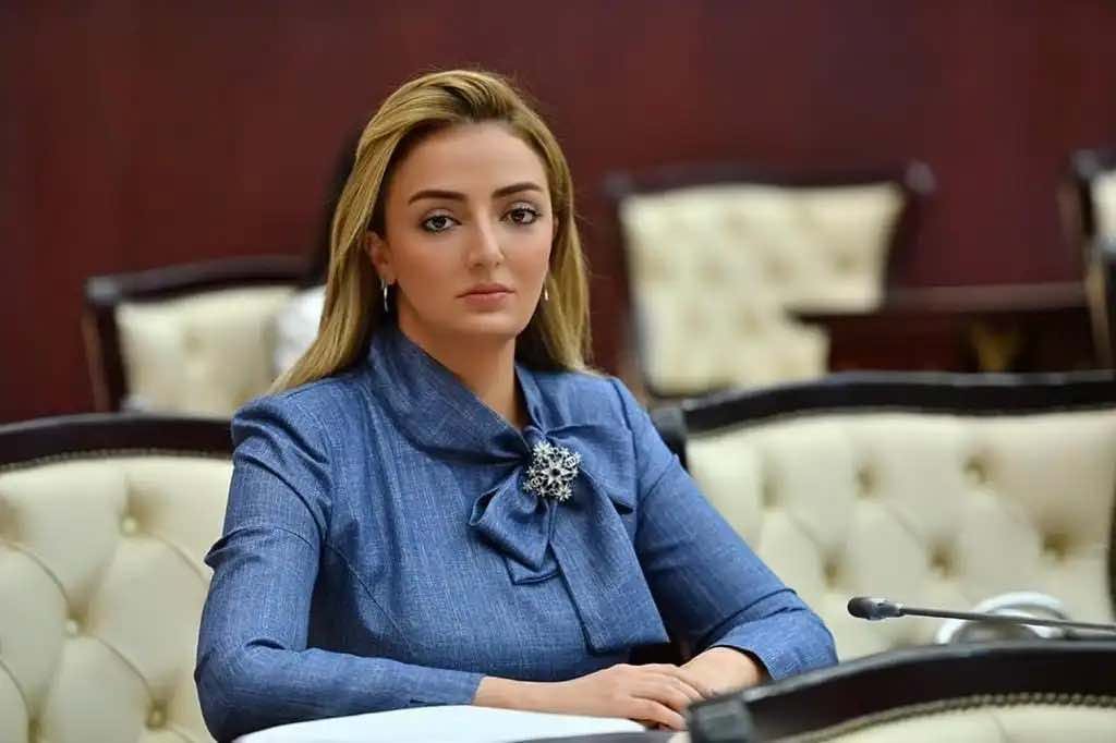 Könül Nurullayeva: “Vahid məktəbli forması nizam-intizama xidmət edir”