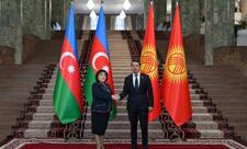 Sahibə Qafarova Qırğızıstan parlamentinin sədri ilə görüşüb - FOTO