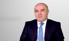 İqtisadçı uzun illər çalışdığı işindən ayrılıb