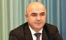 İqtisadçı uzun illər çalışdığı işindən ayrılıb