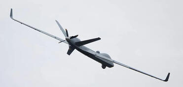 İran Hörmüz boğazı üzərində ABŞ-yə məxsus "MQ-9" dronunu vurub