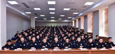 Polis Akademiyasında mütəxəssislərin iştirakı ilə dərslər keçirilir