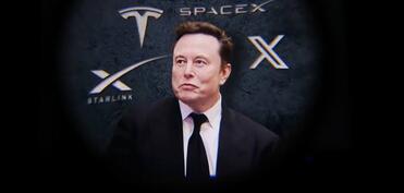 Mask: "SpaceX"in gəliri 2028-ci ildə 1 trilyon dollara çatacaq