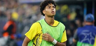 Premyer Liqa klubu “Borussiya Dortmund”un futbolçusunu istəyir