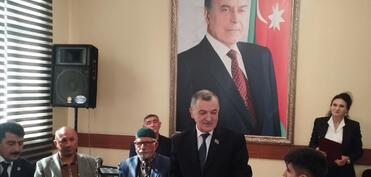 Gənc şair Sübhan Allahverdiyevin “Yorğun qanadlar” kitabı təqdim olunub