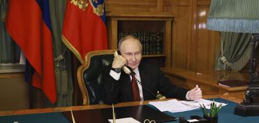 Finlandiya Prezidenti və Norveç Baş naziri Putinlə telefon danışığı aparıblar