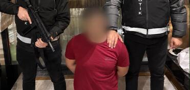 Türkiyədə İnterpolun axtarışa verdiyi beynəlxalq narkobaron saxlanılıb