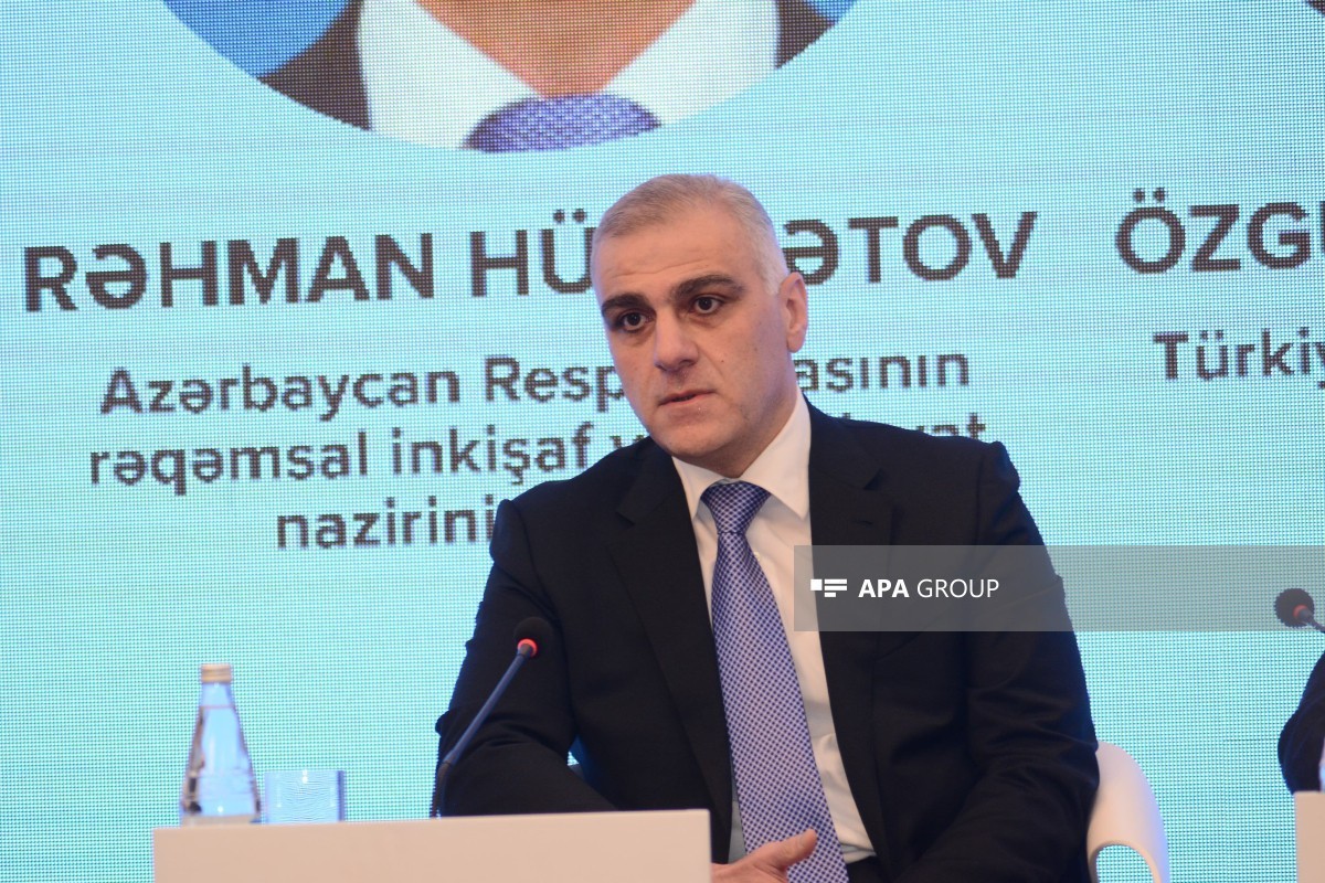 Rəhman Hümmətov: Bakıda köhnə avtobuslar gələn il tamamilə yenilənəcək