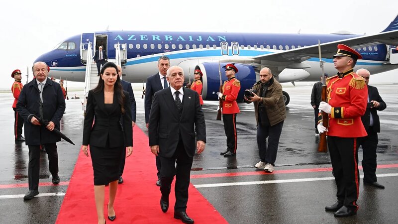 Əli Əsədov Gürcüstanda işgüzar səfərdədir